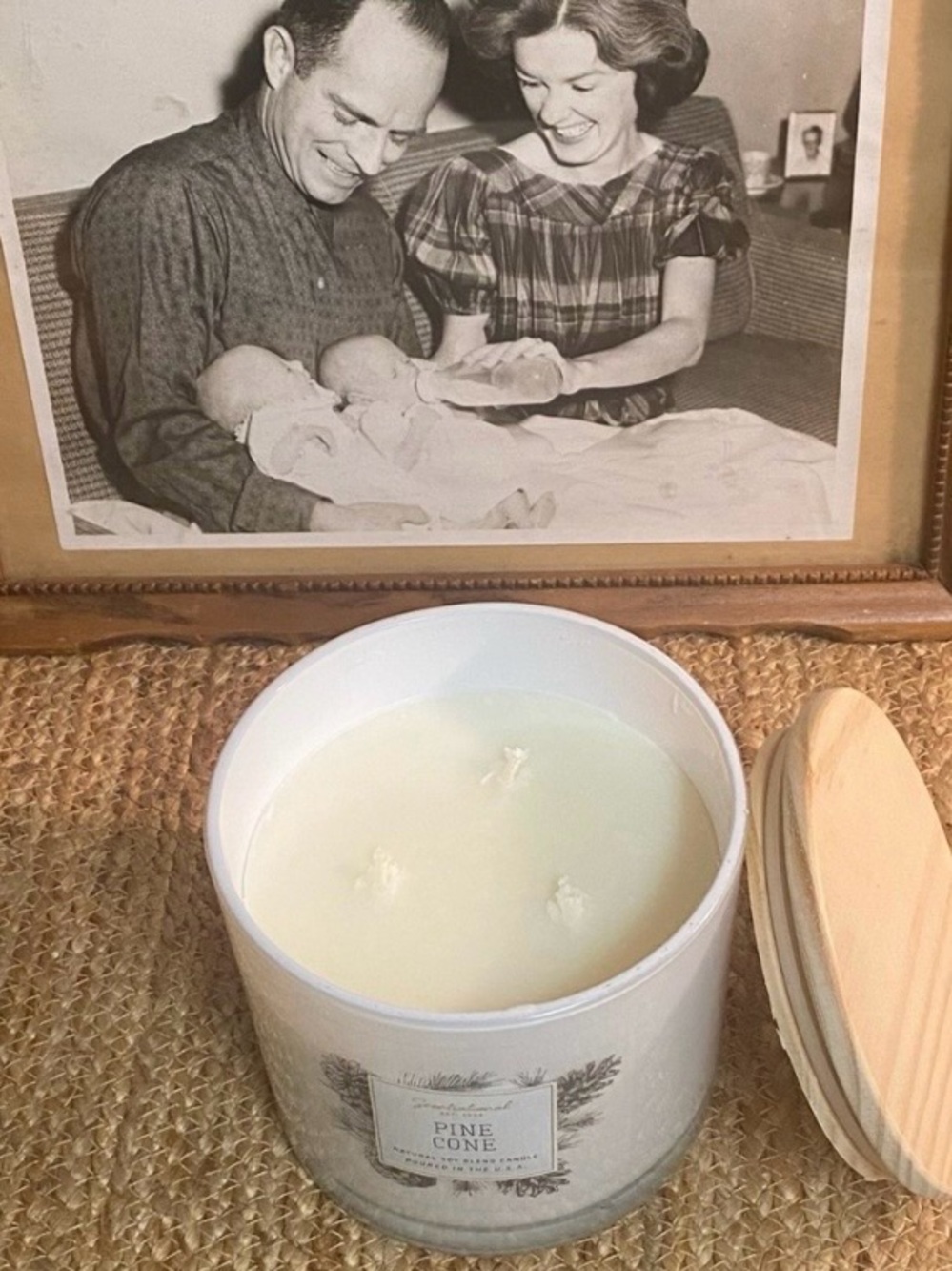 SCENTSATIONAL 26 OZ JUMBO 3 WICK PINE CONE  SCENTED CANDLE. HAND POURED IN USA